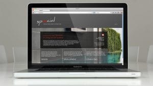 Notebook mit Homepage der Firma spaecial